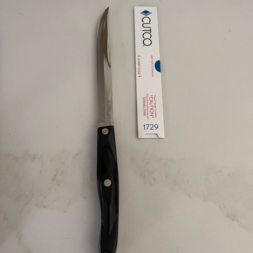 Cutco 1729 Classic Black Petite 6-3/4” Carver